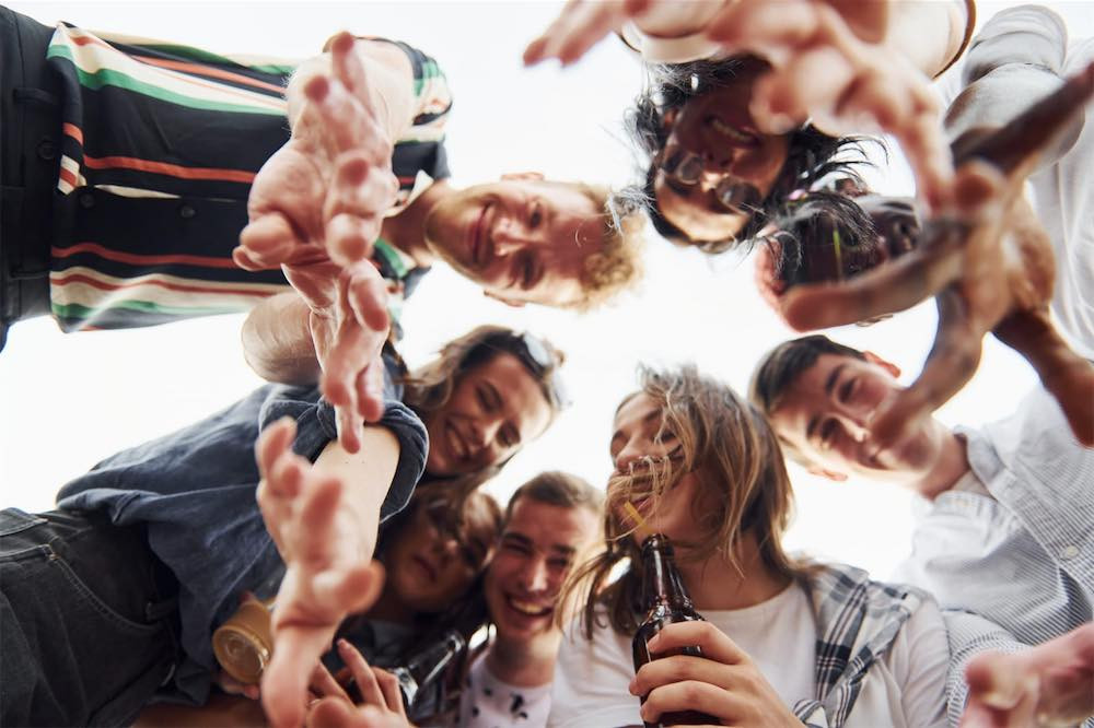 throw a fun coed Bach party